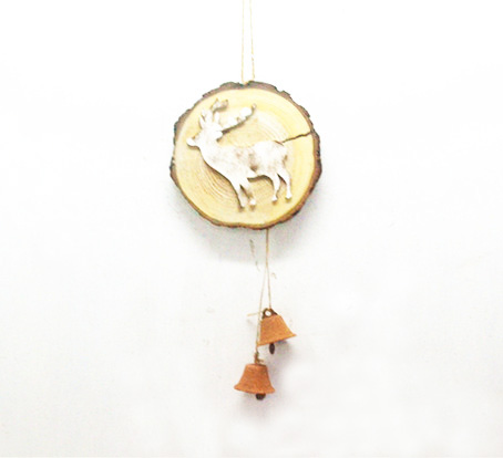 wood deer hanging decorations