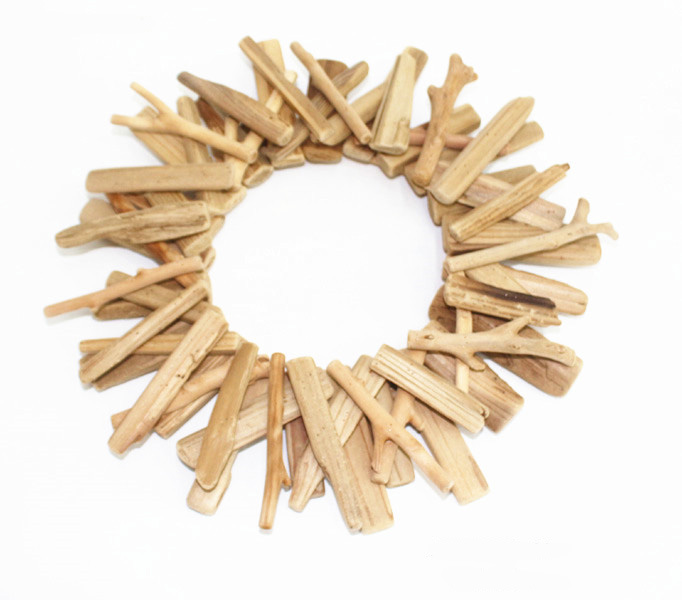 primitive natural driftwood wreathes