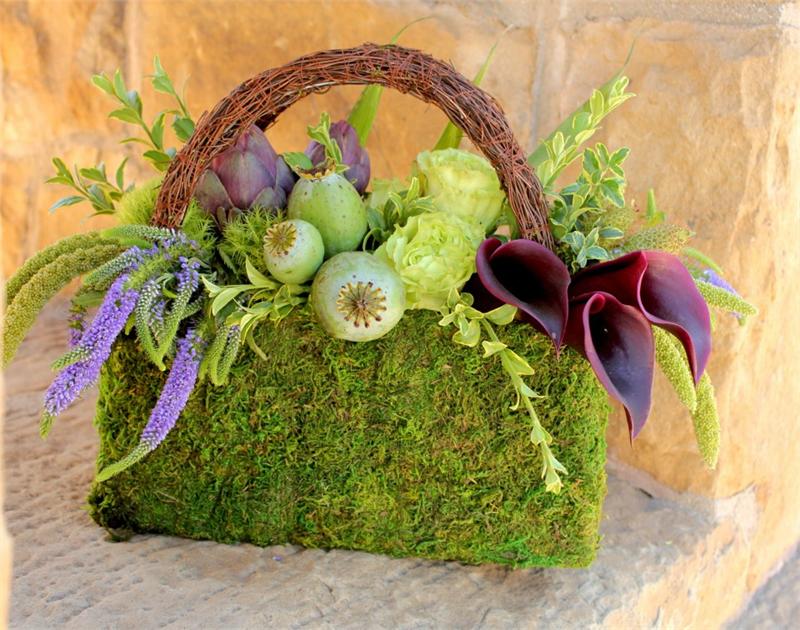 moss basket purse with vine